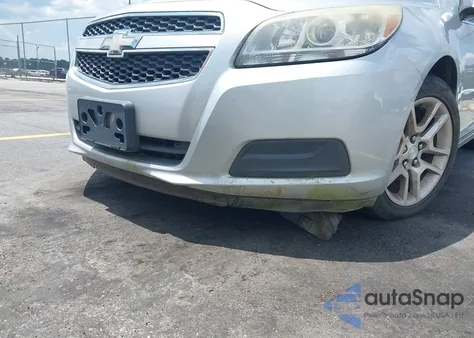 2013 Chevrolet Malibu Eco from USA, damaged, VIN 1G11D5RR2DF107120